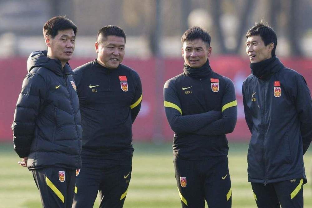 我可以说，这将是一次轻松的续约，会在今年年底或明年年初签约，这不是问题。